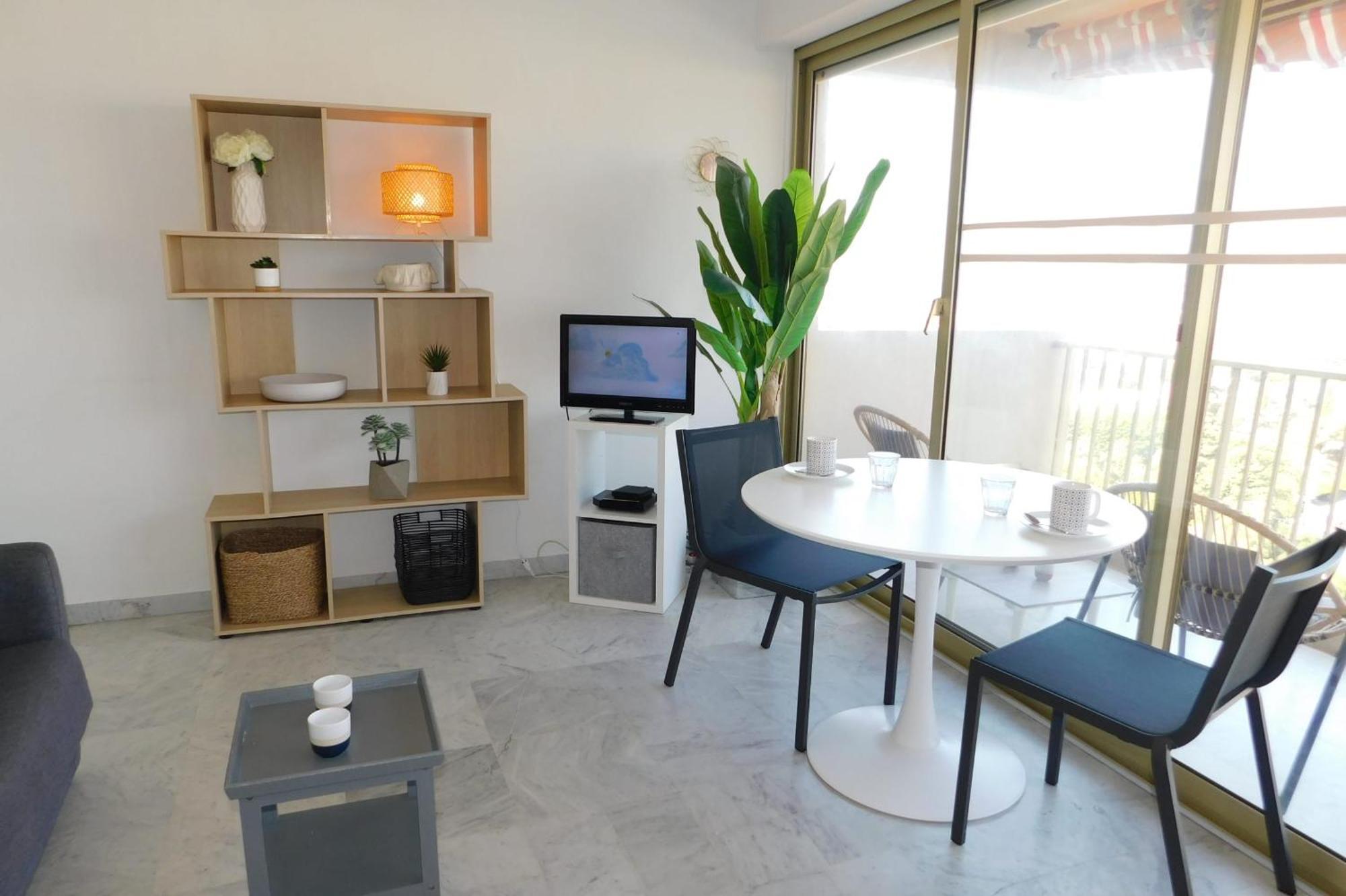 Charming T2 Eden Park With Swimming Pool Private Parking Lägenhet Juan-les-Pins Exteriör bild