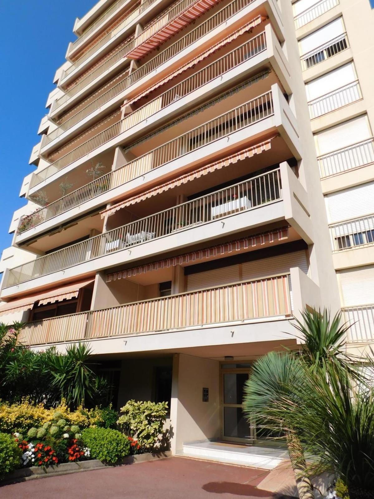 Charming T2 Eden Park With Swimming Pool Private Parking Lägenhet Juan-les-Pins Exteriör bild